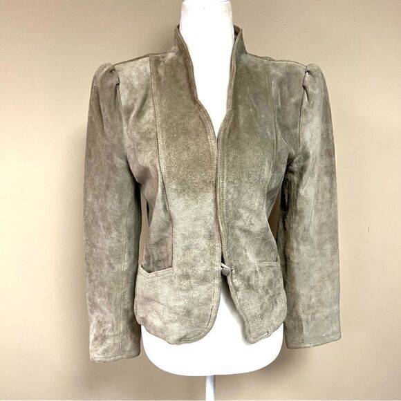 mallords point Jackets & Blazers - Vintage Mallards Point genuine suede jacket. Size 2/4